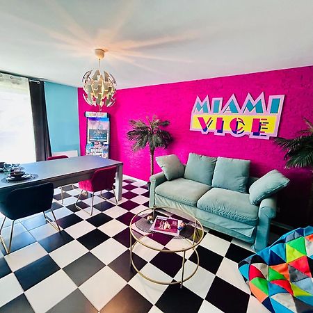 לייבה Capsule Miami Vice - Jacuzzi - Billard - Ecran Cinema & Netflix - Ping-Pong - Nintendo & Jeux- מראה חיצוני תמונה