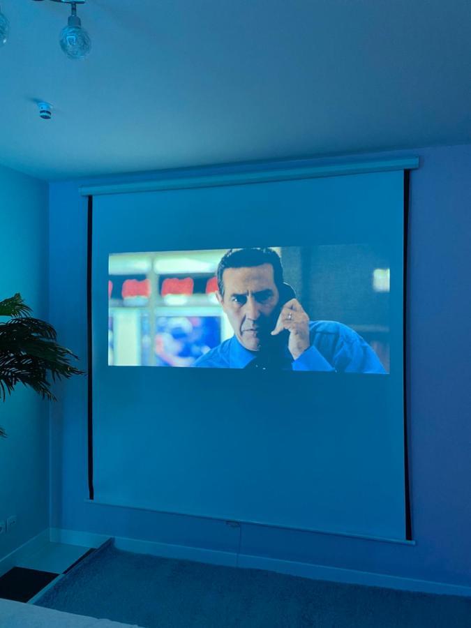 לייבה Capsule Miami Vice - Jacuzzi - Billard - Ecran Cinema & Netflix - Ping-Pong - Nintendo & Jeux- מראה חיצוני תמונה