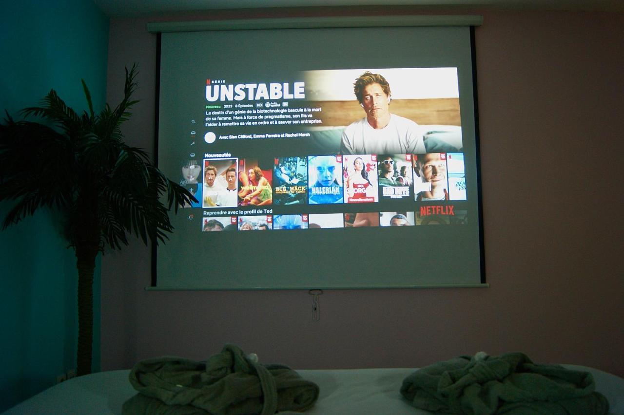 לייבה Capsule Miami Vice - Jacuzzi - Billard - Ecran Cinema & Netflix - Ping-Pong - Nintendo & Jeux- מראה חיצוני תמונה